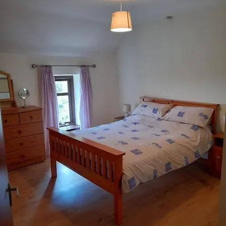 Holiday home 4 Bedroom Traditional Irish Killybegs Donegal Town