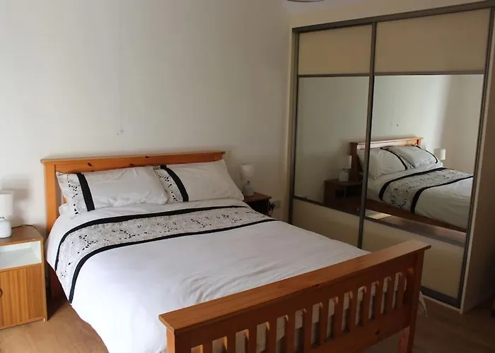 4 Bedroom Traditional Irish Killybegs * Donegal Town