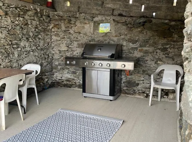 4 Bedroom Traditional Irish Killybegs Nyaraló *